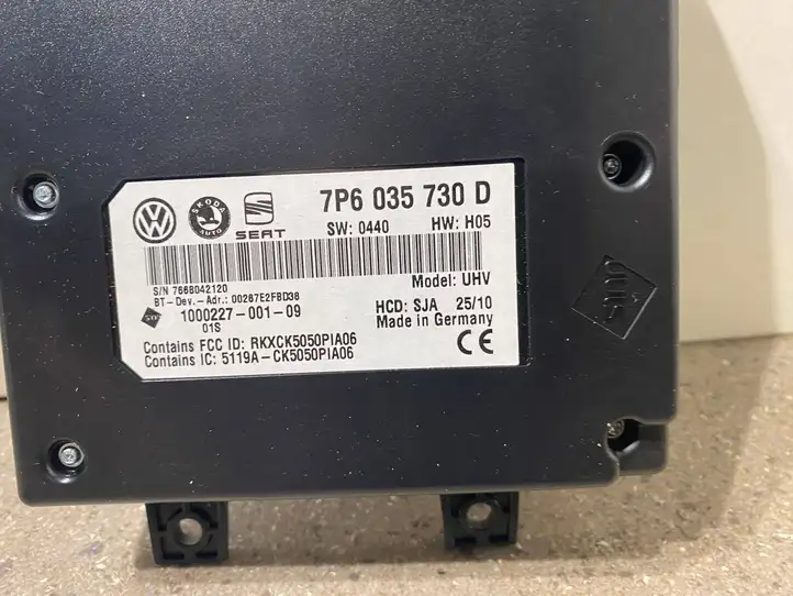 Volkswagen PASSAT CC (2008 - 2012) 7P6035730D Bluetooth модуль — фото 2