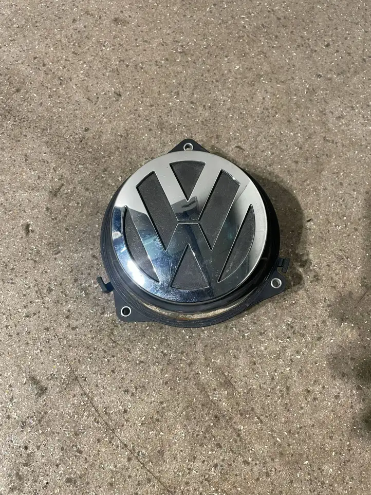 Volkswagen PASSAT CC (2008 - 2012) 3C5827469 Кнопка закрытия крышки багажника — фото 1