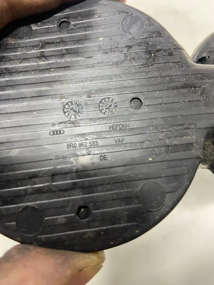 Audi Q5 SQ5 (2012 - 2017) 8R0862533 Коврик выдвижного ящика — фото 2