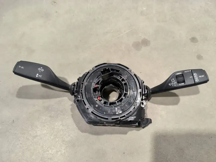 BMW X5 F15 (2013 - 2017) 9330571 Обшивка рулевой колонки — фото 1