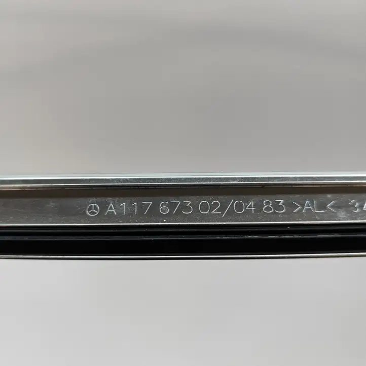 Mercedes-Benz CLA C117,X117,W117 (2013 - 2019) A1176730204 Молдинг крыши — фото 3