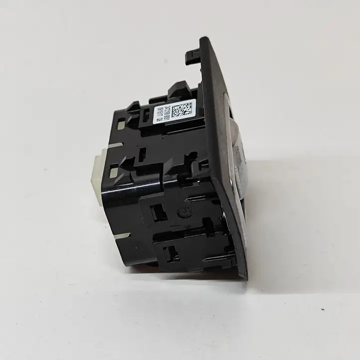 Mercedes-Benz C W205 (2014 - 2021) A2059051513 Блок кнопок стеклоподъемников — фото 2
