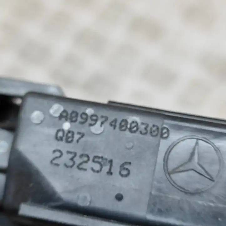 Mercedes-Benz GL X166 (2013 - 2019) A0997400300 Замок крышки багажника — фото 5