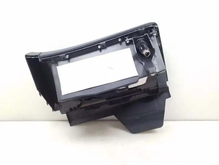 Nissan NP300 (2008 - 2015) 681024KJ6A Вещевой ящик — фото 3