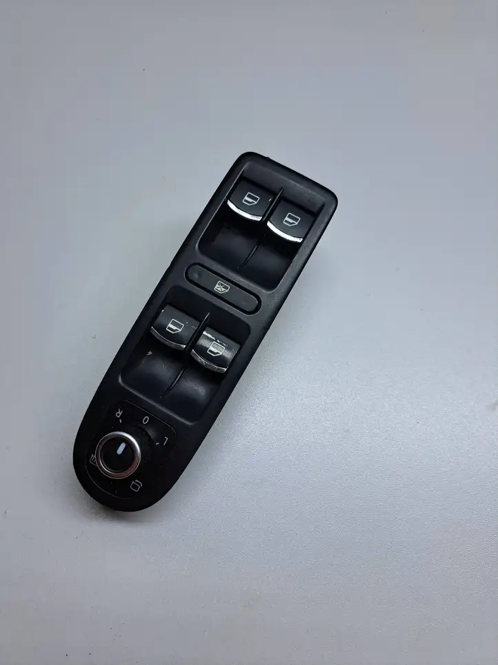 Volkswagen Golf VI (2009 - 2013) 5K0867255A Накладка кнопки стеклоподъемника — фото 1