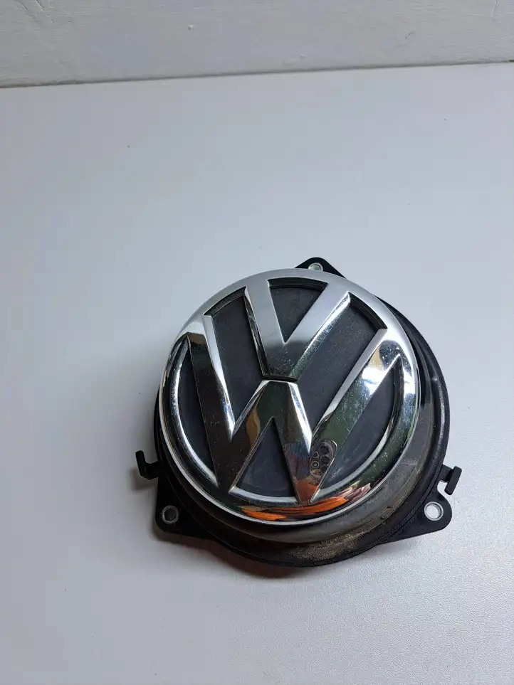 Volkswagen Golf VI (2009 - 2013) 3C5827469 Ручка крышки багажника — фото 1