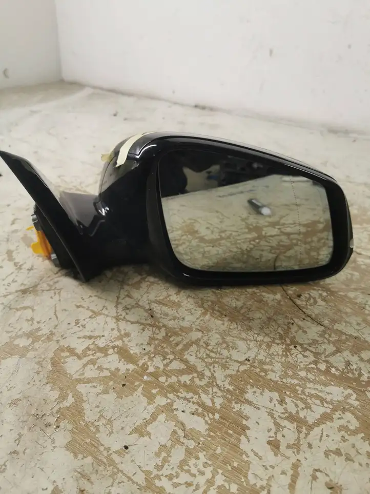 BMW 3 F30 F35 F31 (2012 - 2018) E1021185 Боковое зеркало с электроприводом — фото 1