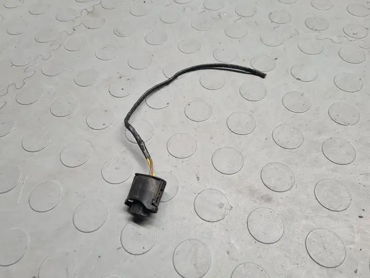 BMW 5 E60 E61 (2004 - 2010) 6907388 Прочая электропроводка — фото 1