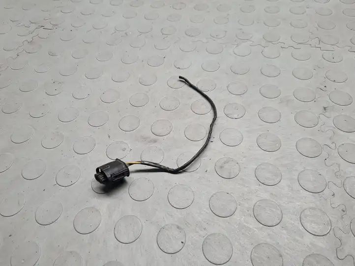 BMW 5 E60 E61 (2004 - 2010) 6907388 Прочая электропроводка — фото 2