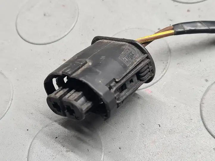 BMW 5 E60 E61 (2004 - 2010) 6907388 Прочая электропроводка — фото 4
