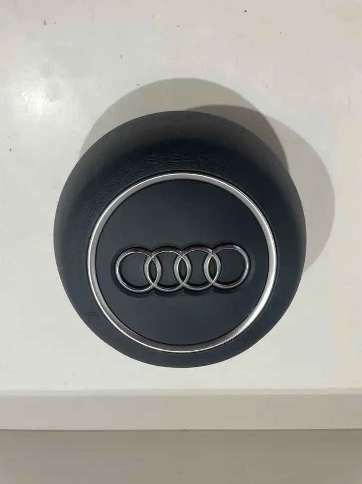 Audi A4 S4 B9 8W (2019 - ) 8W0880201AH Подушка безопасности руля — фото 1