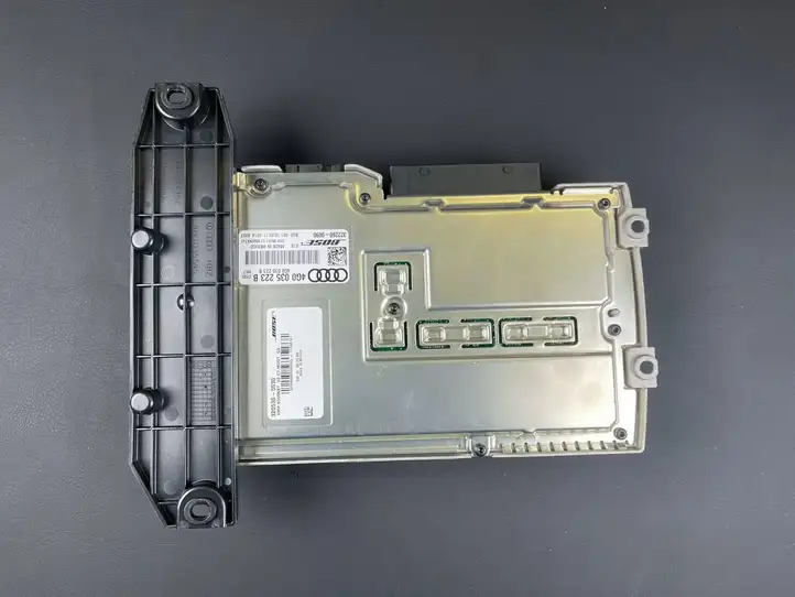 Audi A8 S8 D4 4H (2010 - 2014) 4G0035223B Усилитель звука — фото 3