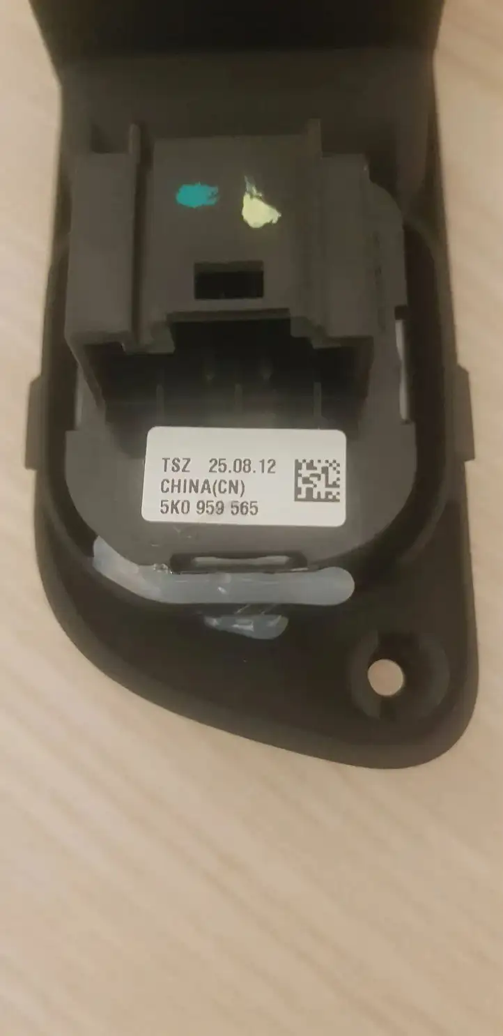 Volkswagen Tiguan (2011 - 2016) 5k0959565 Блок кнопок стеклоподъемников — фото 3