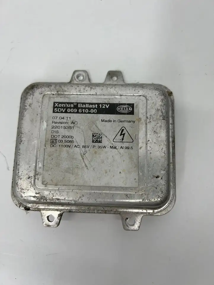 Nissan Qashqai (2010 - 2013) 5DV00961000 Блок розжига ксенона — фото 1