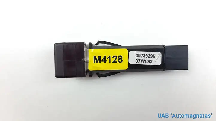 Volvo V50 (2004 - 2008) 30739296 Включатель аварийных фонарей — фото 2