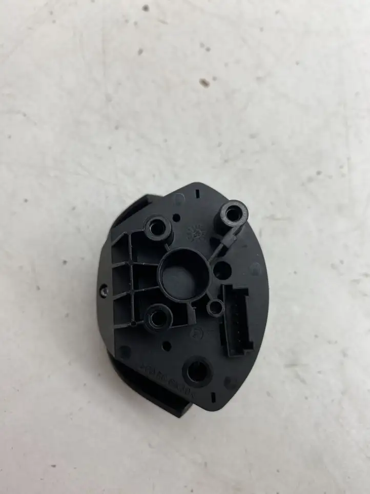 Mercedes-Benz SLK R171 (2005 - 2011) A1718206710 Кнопки на рулевом колесе — фото 2