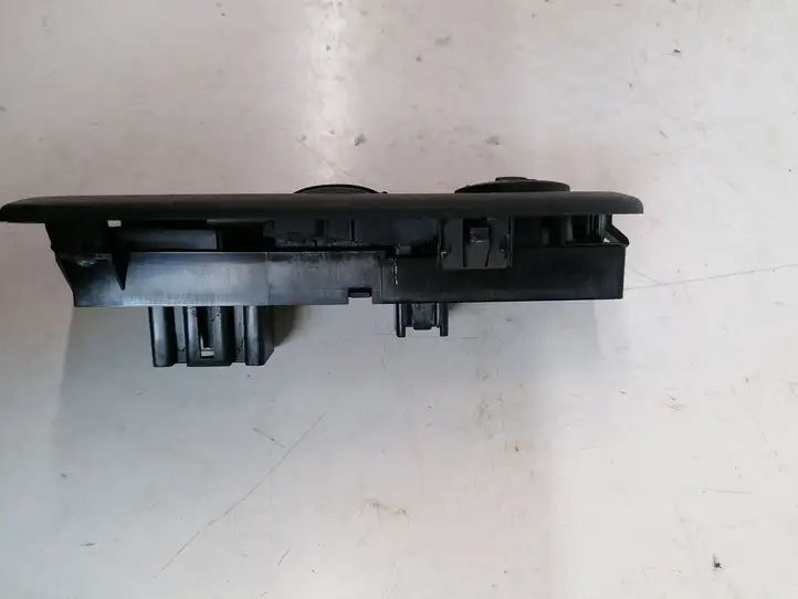 Ford C-MAX I (2007 - 2010) 7M5T14529BA Кнопка стеклоподъемников — фото 3