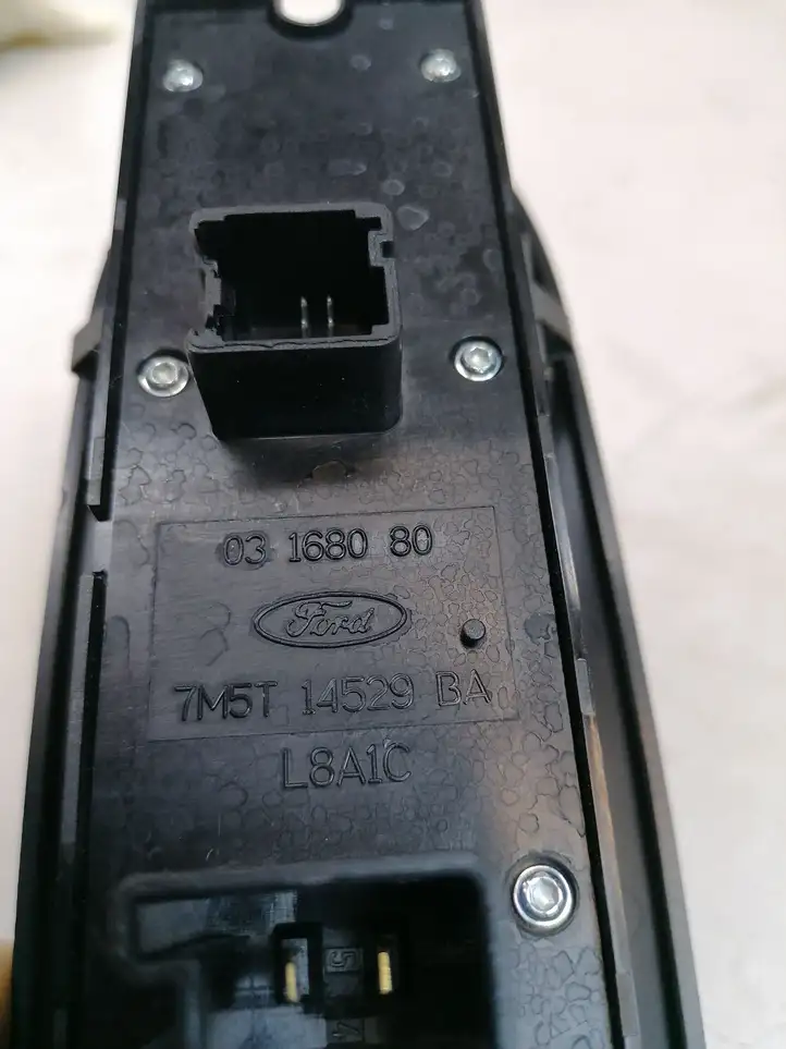 Ford C-MAX I (2007 - 2010) 7M5T14529BA Кнопка стеклоподъемников — фото 4