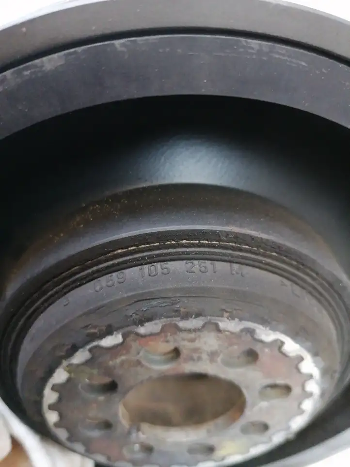 Audi A4 S4 B5 8D (1999 - 2001) 059105251M Шкив коленчатого вала — фото 5