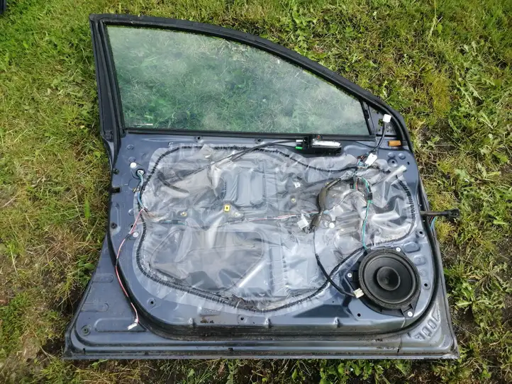Toyota Avensis T250 (2003 - 2006) Дверь — фото 2