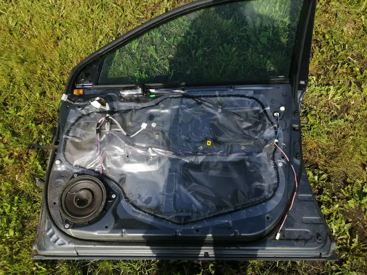 Toyota Avensis T250 (2003 - 2006) Дверь — фото 3