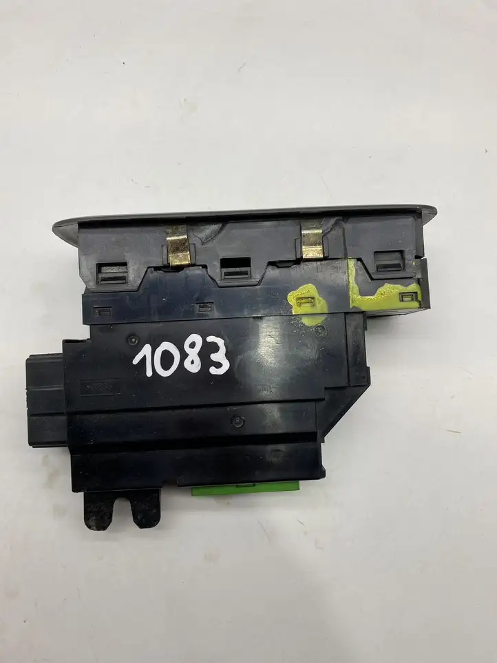 Volvo XC70 (2000 - 2004) 09193383 Кнопка стеклоподъемников — фото 2