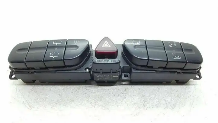 Mercedes-Benz C W203 (2000 - 2007) 2038219058 Другие включатели / ручки/ переключатели — фото 1