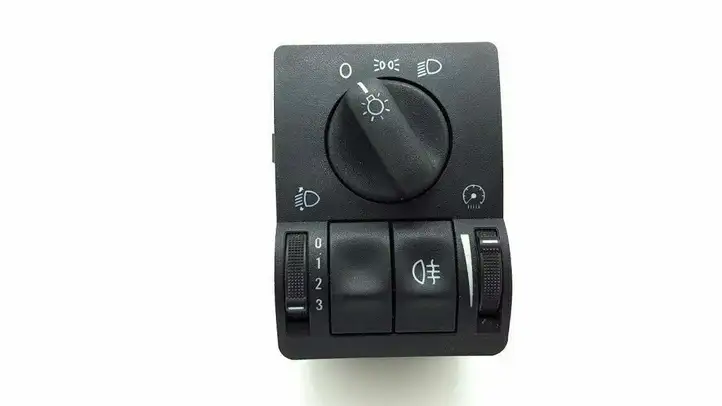 Opel Astra G (1998 - 2004) 90561381 Включатель фонарей — фото 1