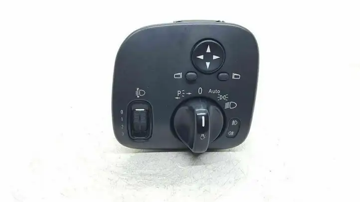 Mercedes-Benz C W203 (2000 - 2007) 24406574795 Включатель фонарей — фото 1