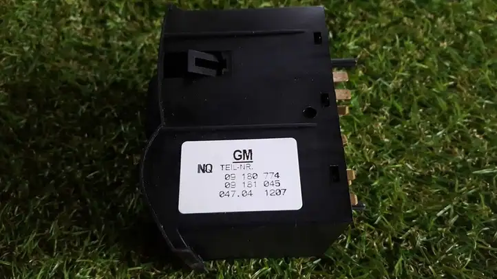 Opel Astra G (1998 - 2004) 09180774 Включатель фонарей — фото 3