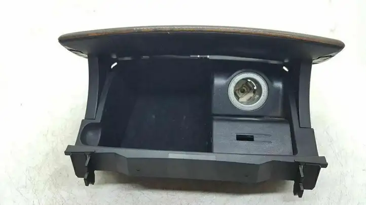 Mercedes-Benz C W203 (2000 - 2007) A2036805250 Передняя пепельница — фото 4