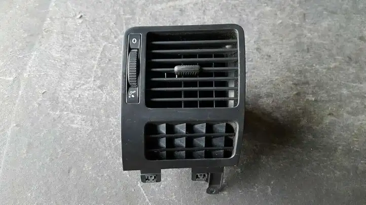 Volkswagen Touran I (2003 - 2010) 1T0819703A Боковой воздушный дефлектор — фото 1