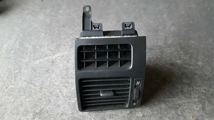 Volkswagen Touran I (2003 - 2010) 1T0819703A Боковой воздушный дефлектор — фото 5