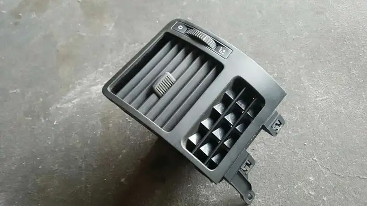Volkswagen Touran I (2003 - 2010) 1T0819704A Боковой воздушный дефлектор — фото 1