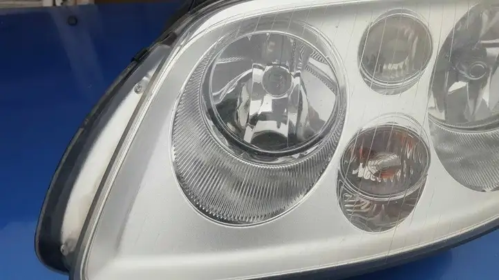 Volkswagen Touran I (2003 - 2010) 1T0941005G Передняя фара — фото 2