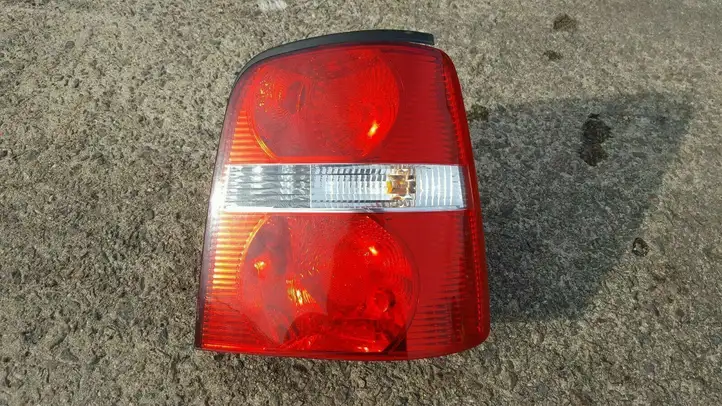 Volkswagen Touran I (2003 - 2010) 1T0945258D Задний фонарь в кузове — фото 1