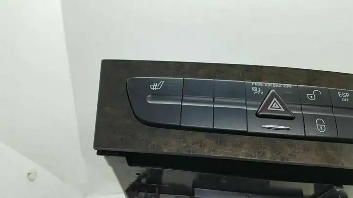 Mercedes-Benz E W211 (2002 - 2009) A2116800552 Другие включатели / ручки/ переключатели — фото 3