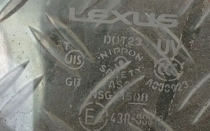 Lexus IS 220D-250-350 (2005 - 2010) 43R00012 Стекло передней двери — фото 2