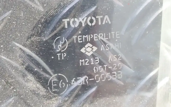 Toyota Avensis Verso (2001 - 2004) 43R00033 Стекло задней двери — фото 2