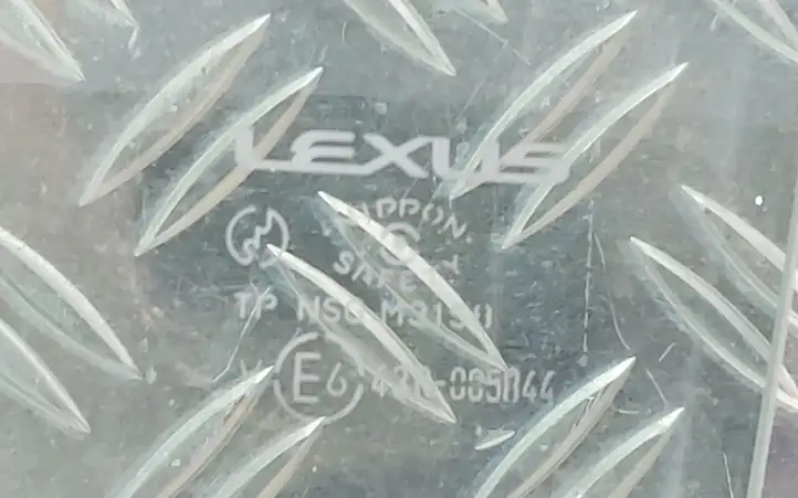 Lexus IS 220D-250-350 (2005 - 2010) 43R005844 Стекло задней двери — фото 2