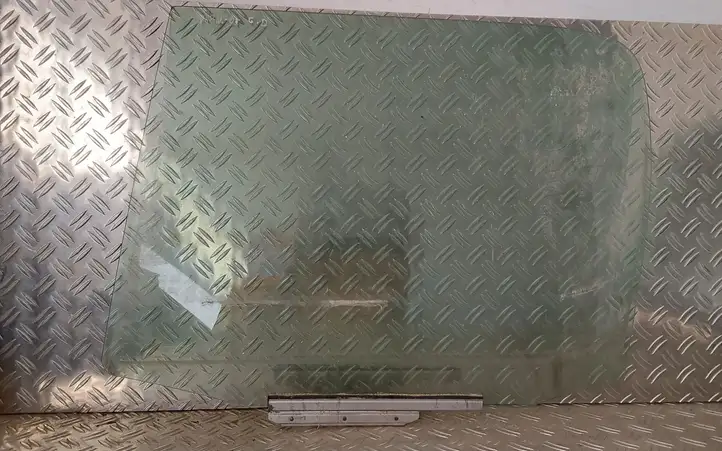 Toyota Yaris Verso (1999 - 2005) 43R005834 Стекло задней двери — фото 1