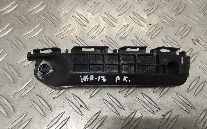 Toyota Yaris (2014 - 2019) 525360D090 Кронштейн переднего бампера — фото 1