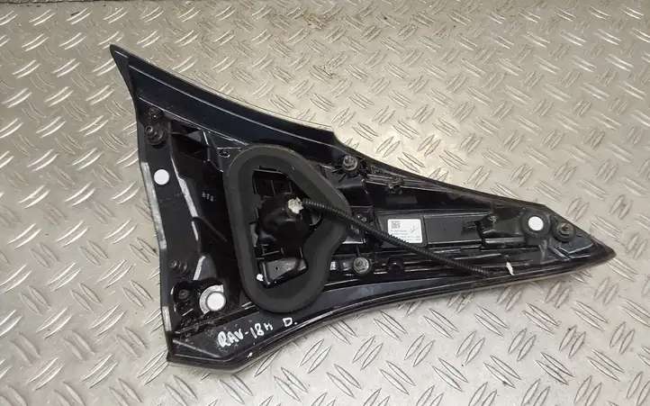 Toyota RAV 4 (XA40) (2012 - 2018) 8158042032 Задний фонарь в крышке багажника — фото 4