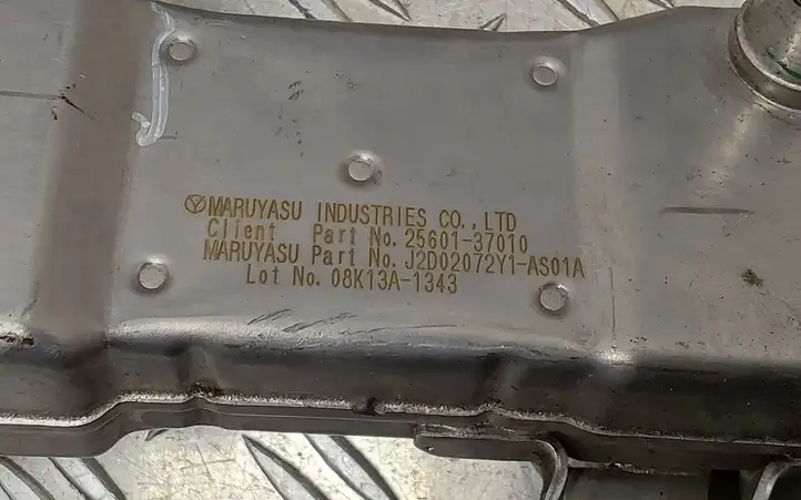 Toyota Prius+ (ZVW40) (2011 - 2018) 2560137010 Охладитель клапана EGR — фото 3