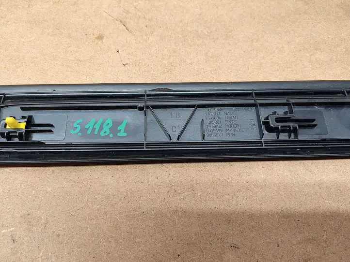 BMW M2 F87 (2018 - ) 7149477 Внутренняя обшивка порога (комплект) — фото 8