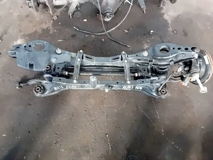 Toyota Auris E180 (2012 - 2018) Задняя балка подвески — фото 4