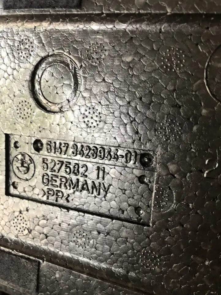 BMW X3 E83 (2003 - 2010) 51473423944 Прочая отделка багажника — фото 2