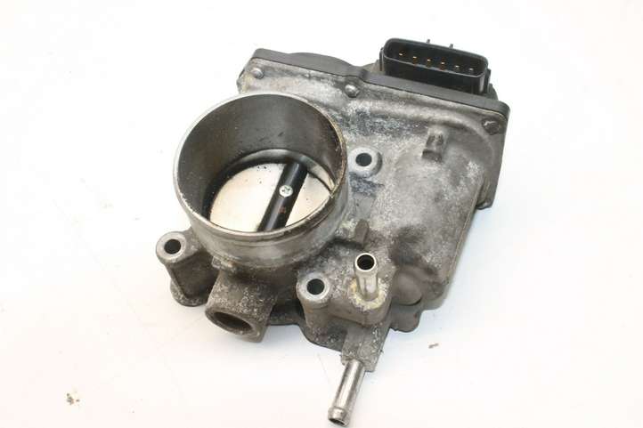 Toyota RAV 4 (XA40) (2012 - 2018)  2203037050 Дроссель
