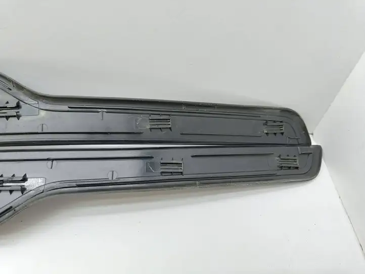 BMW 3 E90 E91 (2005 - 2012) 7060279 Внутренняя обшивка порога (комплект) — фото 10