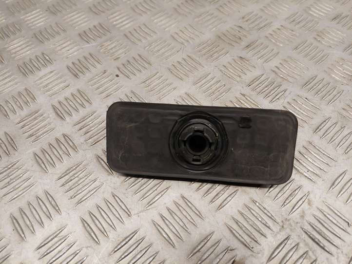 Mercedes-Benz E C207 W207 (2009 - 2017)  A0009986750 Подушка поддомкратника